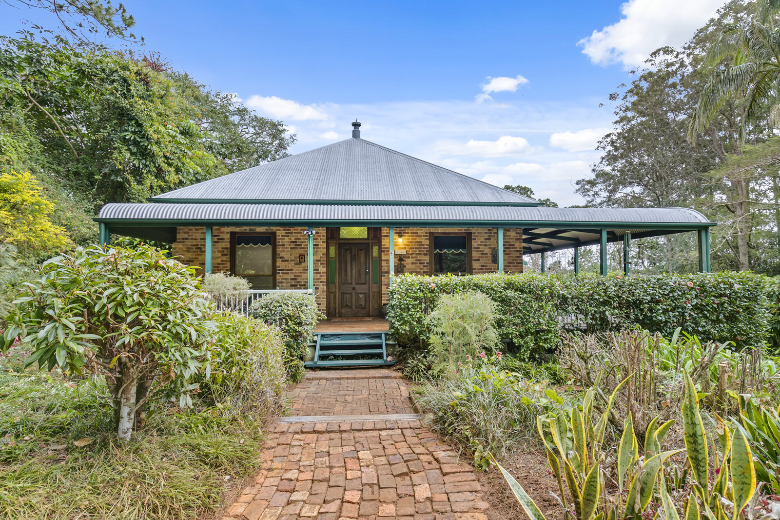 139 Obi Obi Road, MAPLETON QLD 4560 Roger Loughnan Real Estate